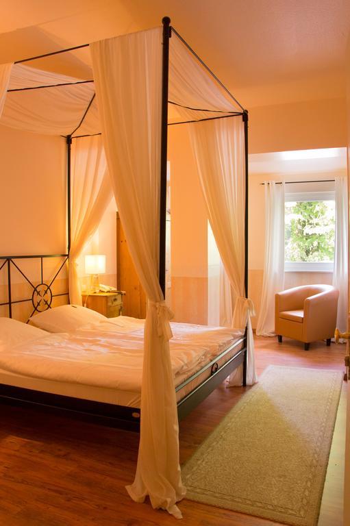 Hotel Gruener Jaeger Jesteburg Bagian luar foto